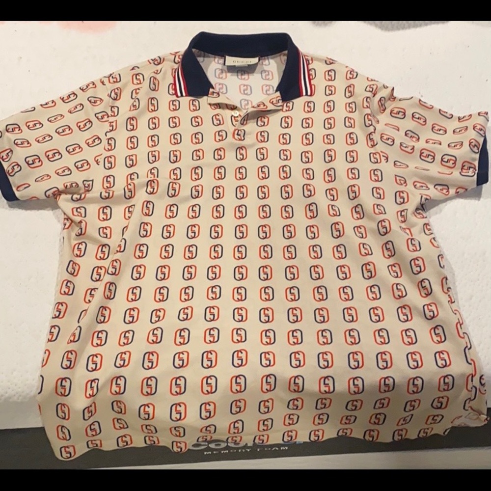 Men’s Gucci’s polo shirt